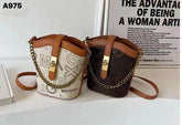 Cross Body Fanghuas new bucket bag high appearance and has large capacity. casual handbag with vintage